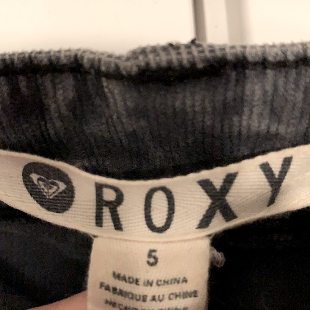 Distressed Roxy Shorts - Picture 5 of 5
